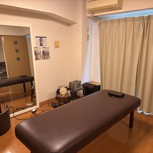 堺市西区・鳳の整体 tuning room いやさかの院内